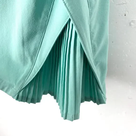 Lululemon Womens Play Off The Pleats Skirt 13" Luxtreme Swift Ultra Light 10 - Picture 11 of 14